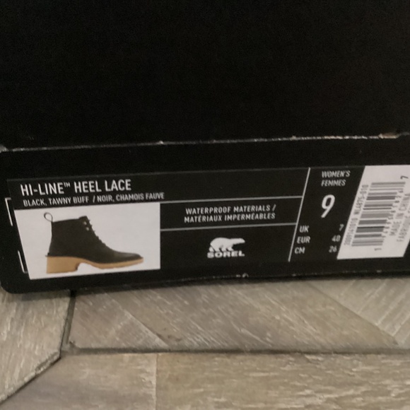 SOREL Hi-Line Waterproof Lace-Up Boot (Women) 9M - Picture 5 of 12